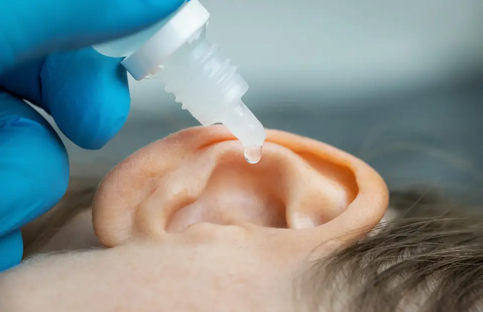 How to use ear drops - featured image